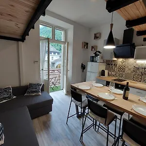 Apartamento Mezzanine 6 Personnes Avec Balcon Vue Sur La Montagne, Cauterets